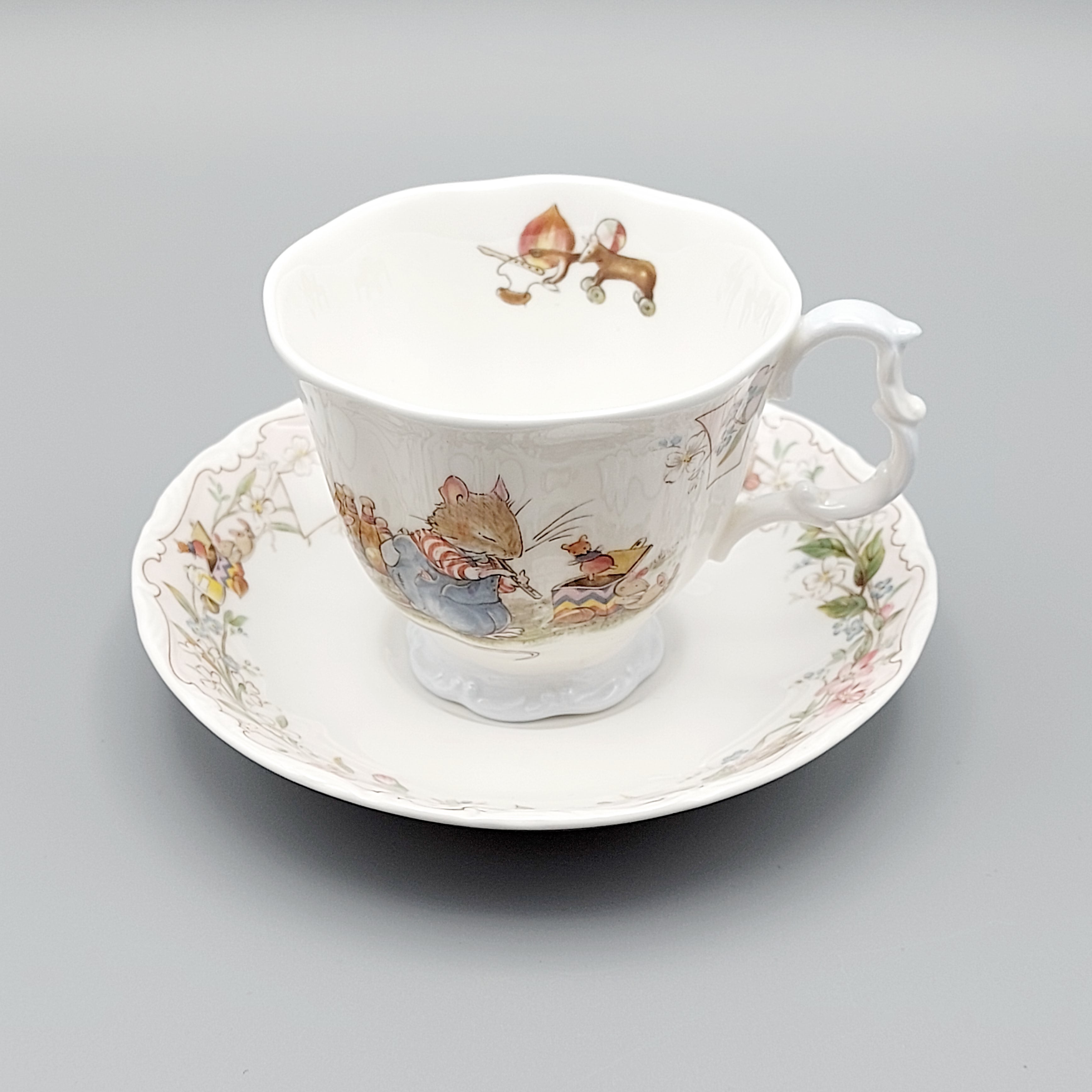 買い銀座 ロイヤルドルトン Royal Doulton BRAMBLY HEDGE | www