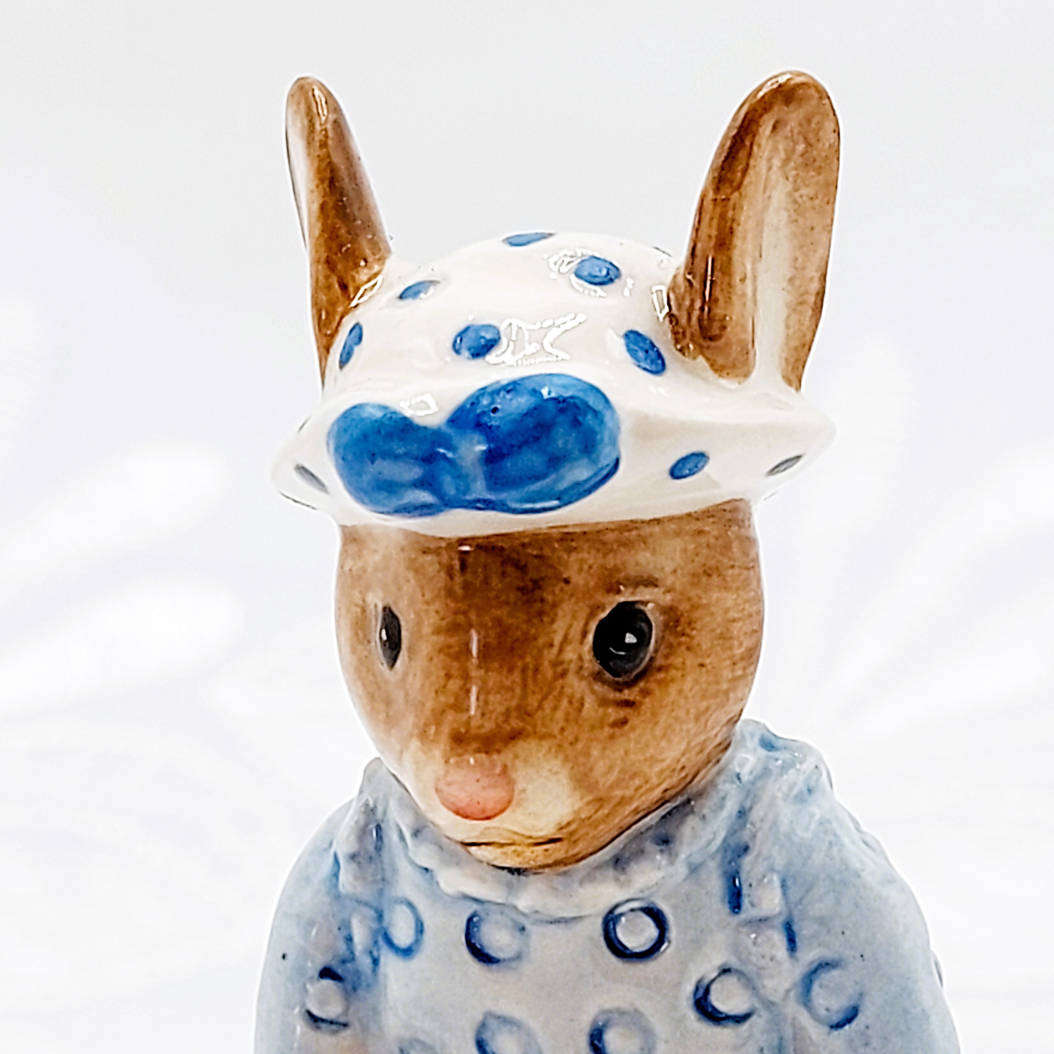 Royal Doulton 'Seaside' Bunnykins Figurine